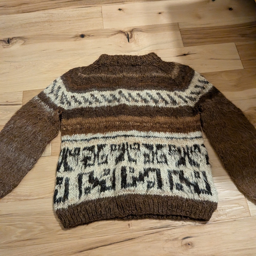 Vintage Brown And White Handmade Alpaca/Llama? Sweater Size Small As Is - Picture 11 of 11